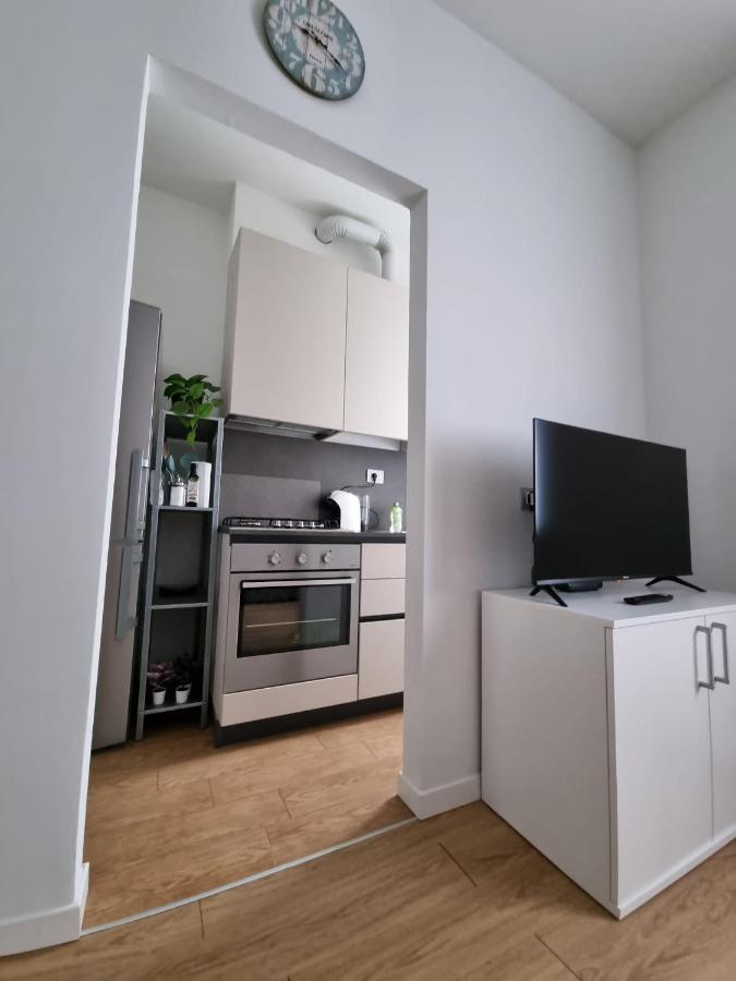 Prampolini 12 - Affittica Appartement *